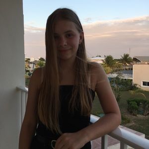Meet your Posher, Maika